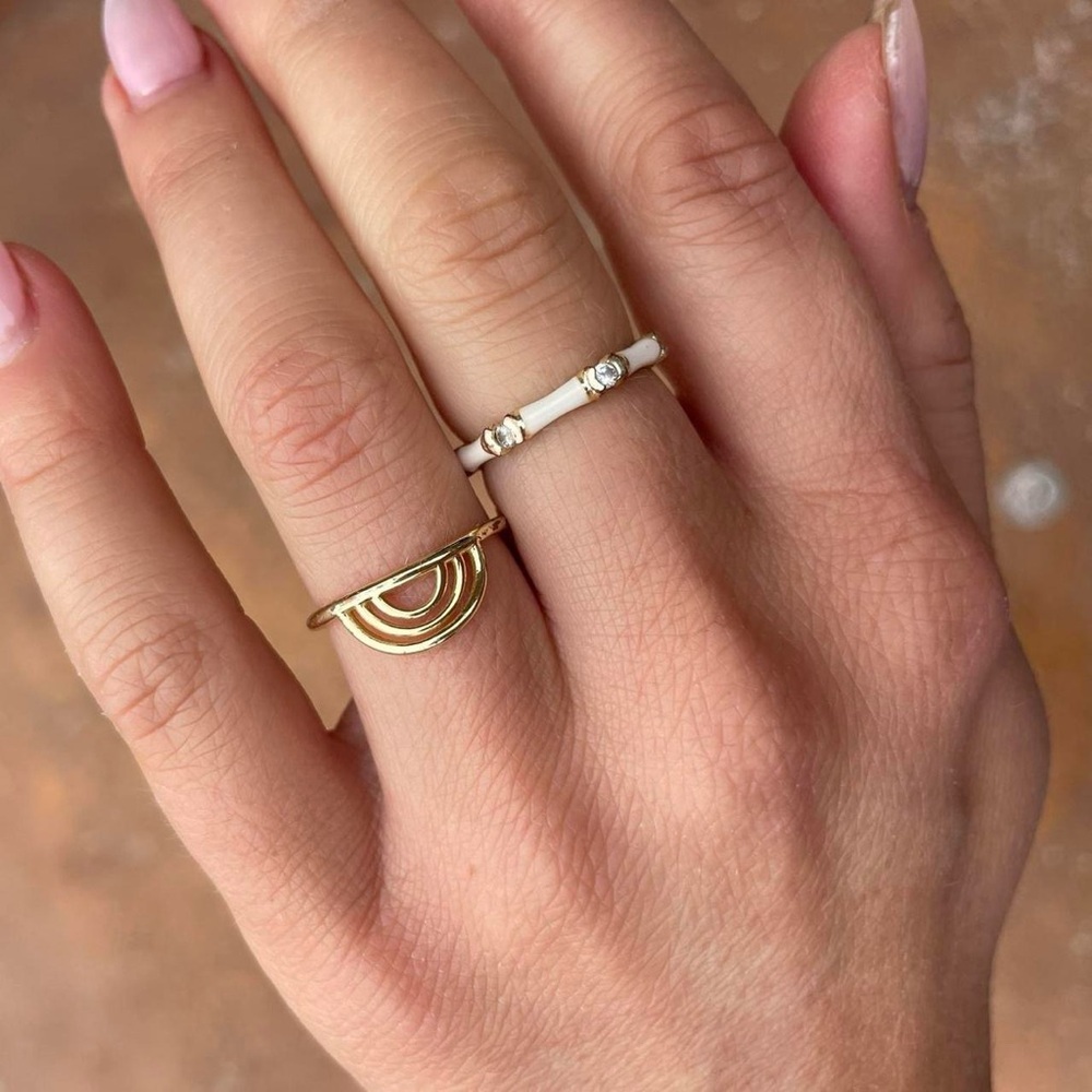 Pura vida Gold and white ring set sz 6 & adjustable / slight tarnishing - Picture 3 of 5